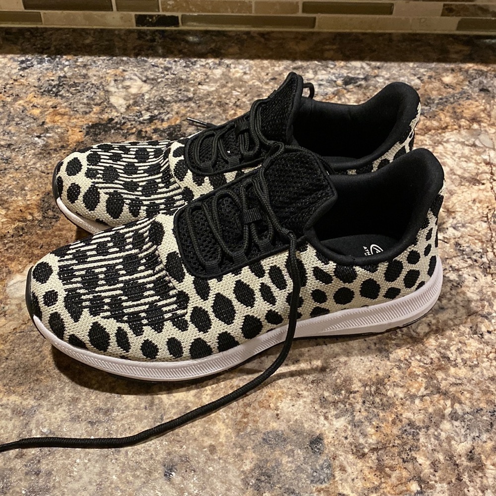 Womens shoes